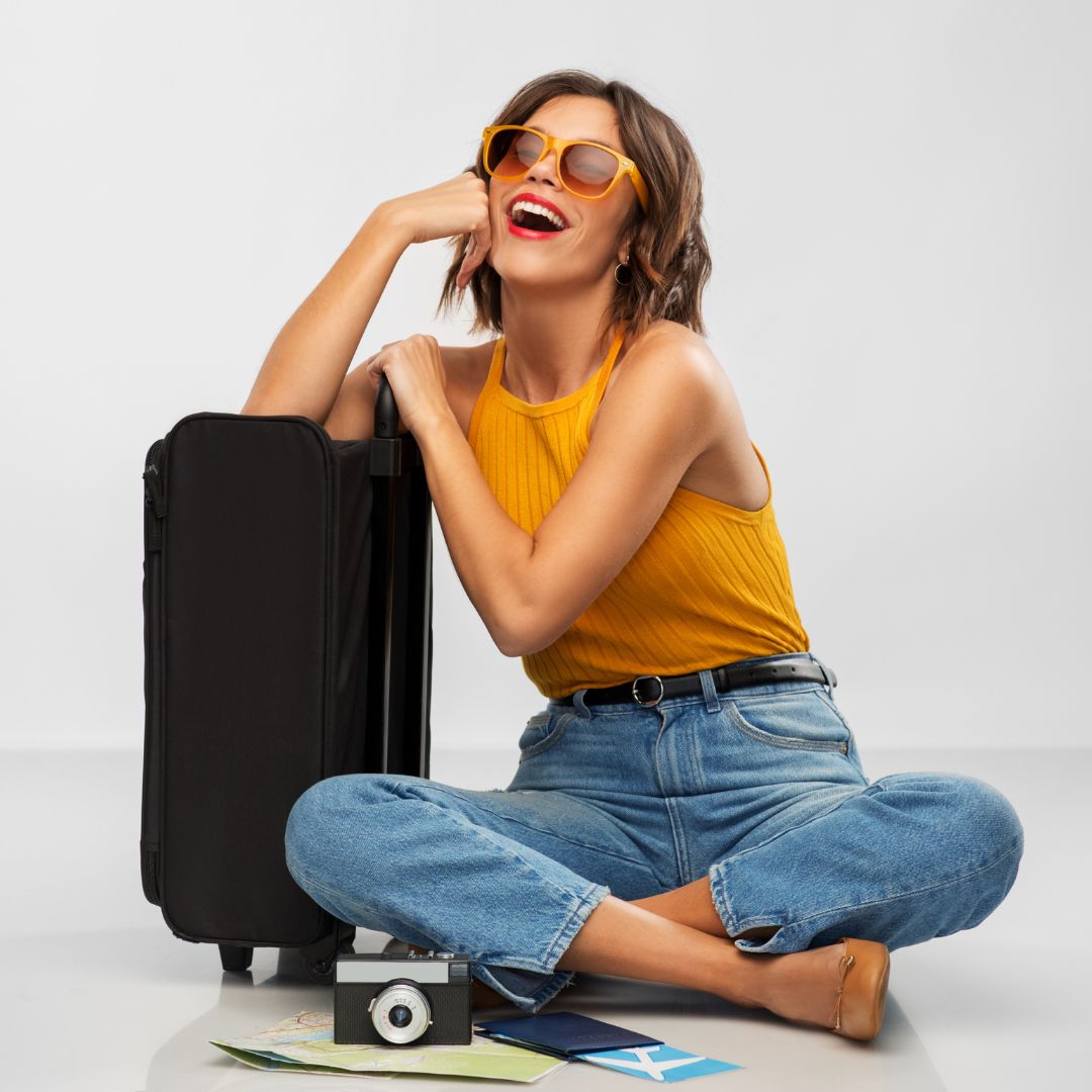 Happy Woman with Travel Bag-widen